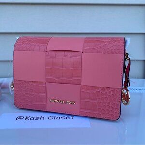 Michael Kors crossbody mercer small convertible clutch purse Grapefruit
